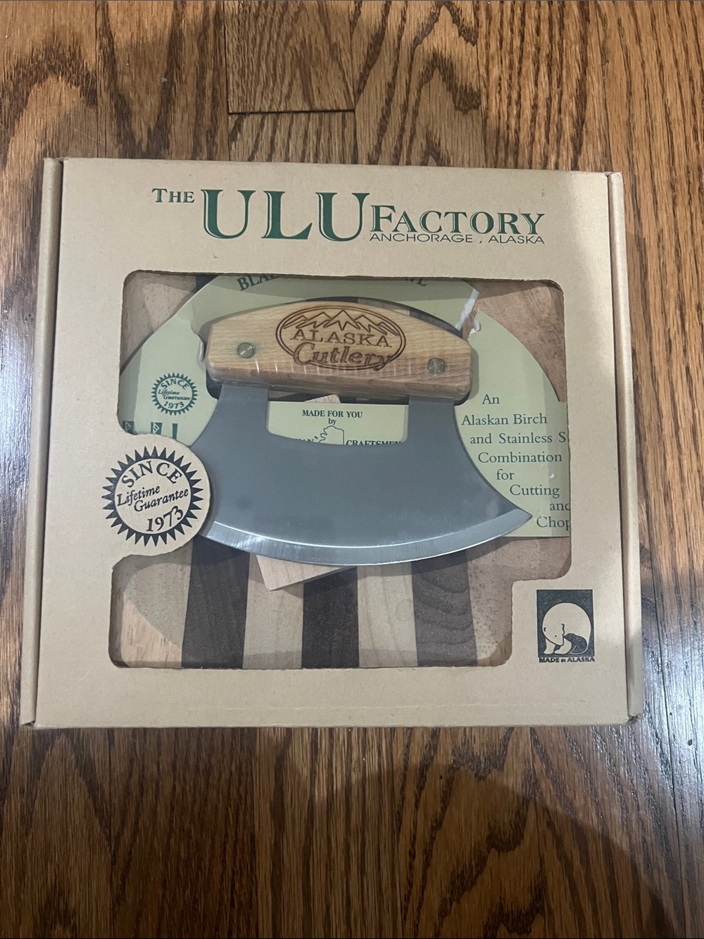 Ulu Alaska Cutlery Birch Handle Mezzaluna - Wood & Silver